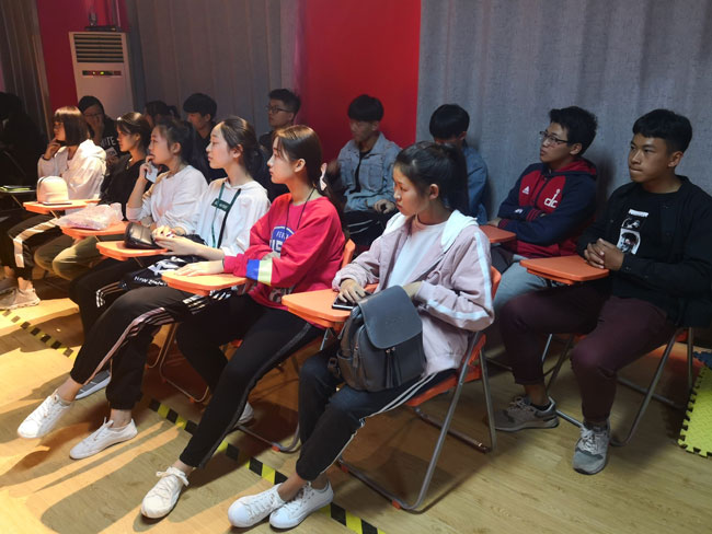怎樣才能提高自己的表演技巧？